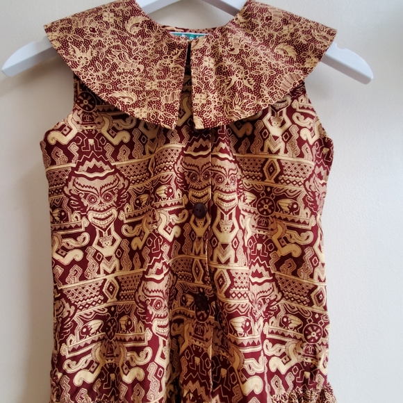 Vintage Bali wide collared adorable brown print, Size 8 - Picture 4 of 6